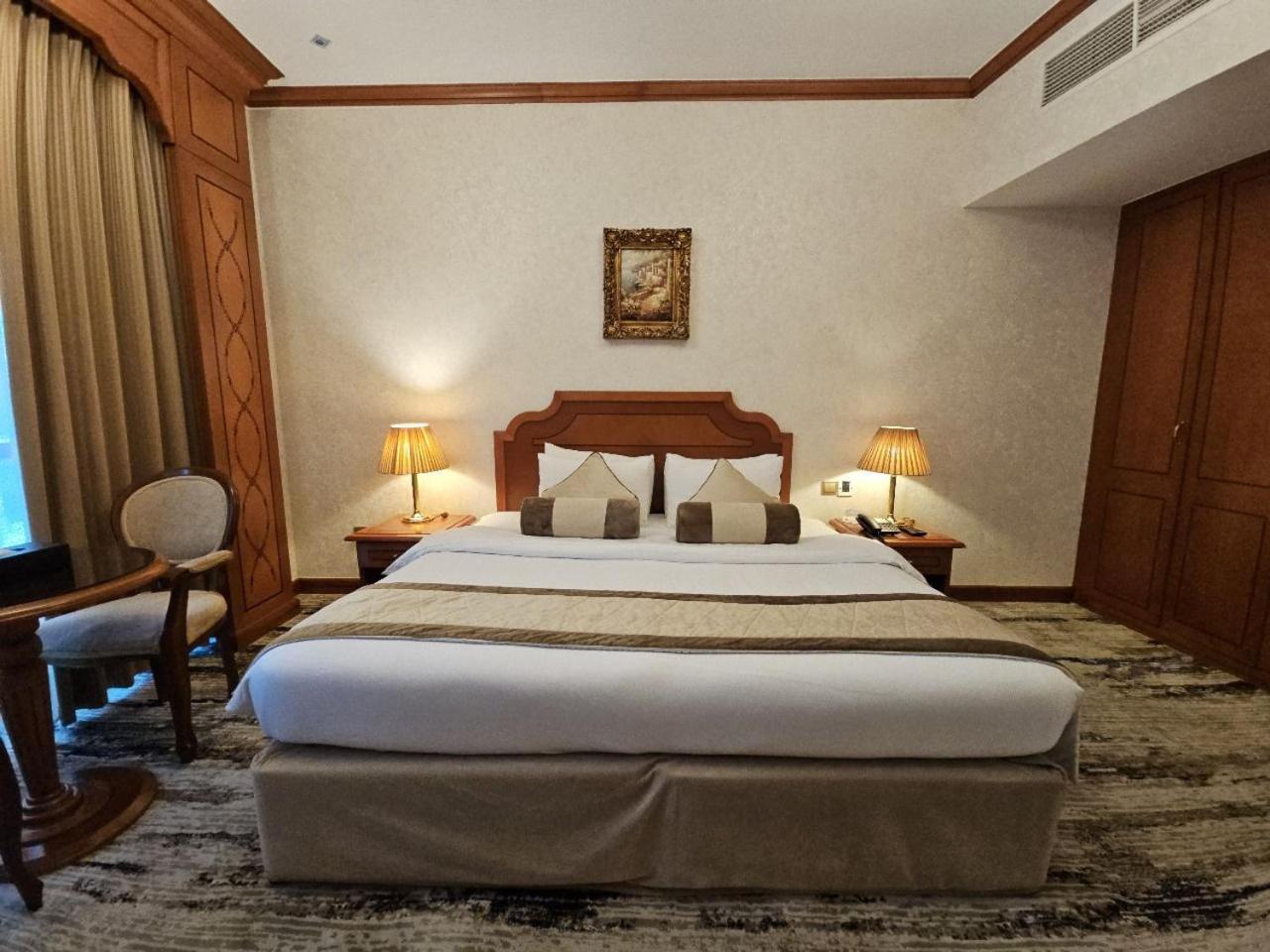 Royal Concorde Hotel & Suite Dubai Eksteriør billede