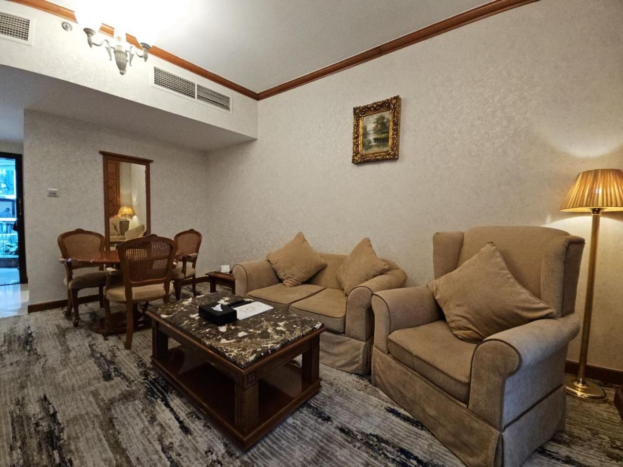 Royal Concorde Hotel & Suite Dubai Eksteriør billede