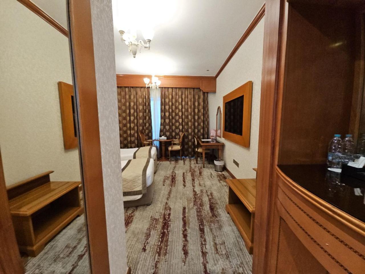 Royal Concorde Hotel & Suite Dubai Eksteriør billede